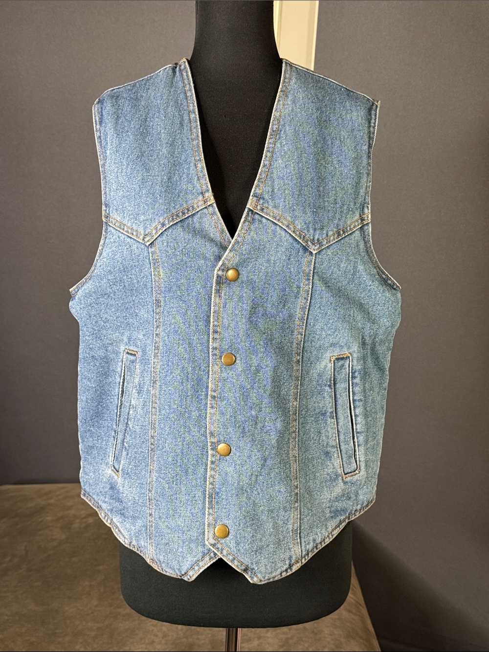 Men’s Blue Denim Vest Dakota Leather Co. MEDIUM Snap Closure Sherpa Lined NWT - Picture 2 of 12